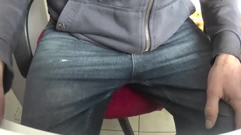 Snapshot of martial04 chatting on 29, 1, 2025 martial04 online show from 29, 1, 2025