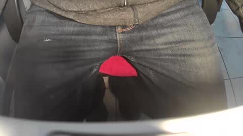 Snapshot of martial04 chatting on 31, 1, 2025 martial04 online show from 31, 1, 2025