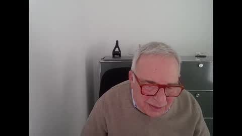 Snapshot of martin_1947 chatting on 24, 12, 2024 martin_1947 online show from 24, 12, 2024