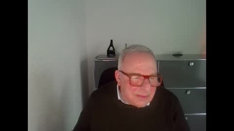 Snapshot of martin_1947 chatting on 16, 2, 2025 martin_1947 online show from 16, 2, 2025