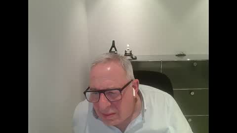 Snapshot of martin_1947 chatting on 16, 2, 2025 martin_1947 online show from 16, 2, 2025