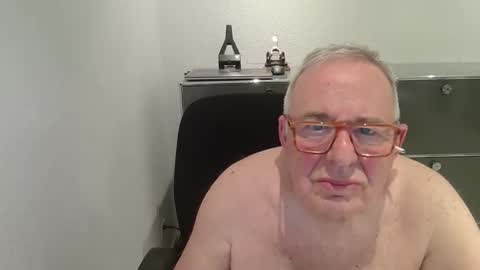 Snapshot of martin_1947 chatting on 20, 10, 2025 martin_1947 online show from 20, 10, 2025
