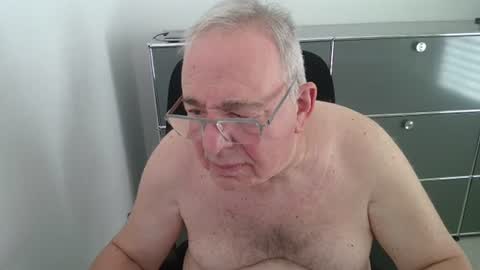martin_1947 online show from 28, 6, 2026