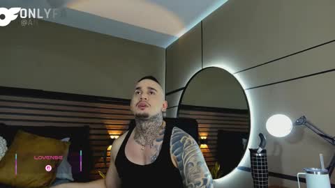 ONLYFANS Sotoandres   modelo independiente online show from 18, 2, 2026