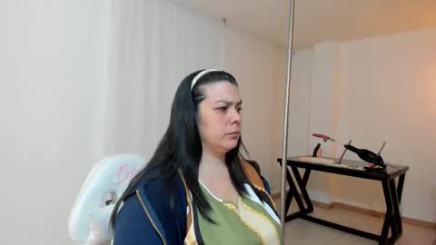   MARTINA   online show from 9, 1, 2026