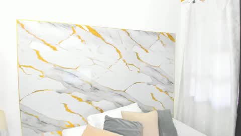 Martina  online show from 19, 2, 2025