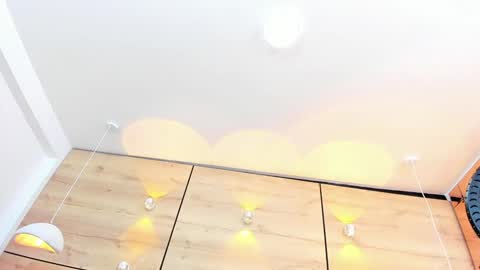 martina touss  online show from 28, 1, 2025