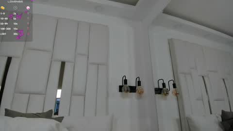 Martina Black online show from 7, 12, 2024