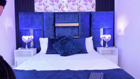 Martina Garcia online show from 4, 2, 2025