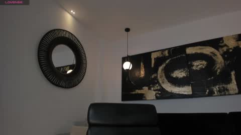 Martinna Bonnet online show from 5, 1, 2025