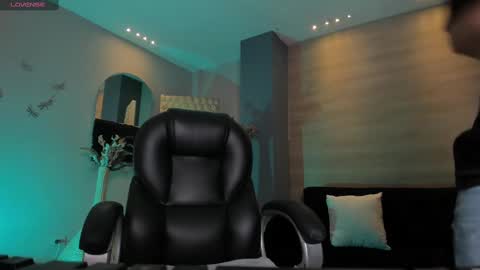 Martinna Bonnet online show from 7, 3, 2025