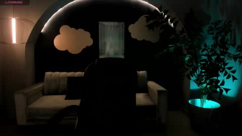 Martinna Bonnet online show from 8, 3, 2025