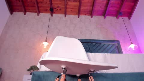 Martina online show from 4, 2, 2025