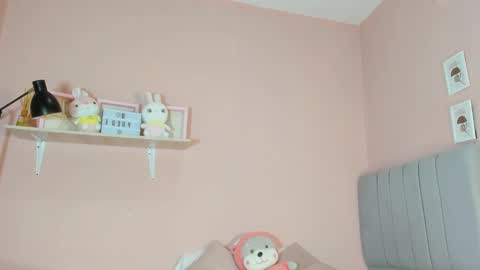 mary_cute9 online show from 4, 10, 2025