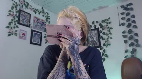                      100   online show from 30, 12, 2024