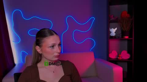 Snapshot of mary_meow_hot chatting on 25, 11, 2025 Mary online show from 25, 11, 2025