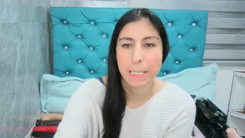  Mary Moon  online show from 11, 2, 2025