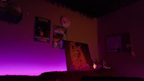     online show from 1, 3, 2026