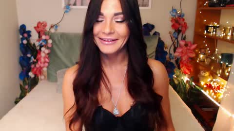 Snapshot of marydash chatting on 20, 2, 2025 Mary online show from 20, 2, 2025