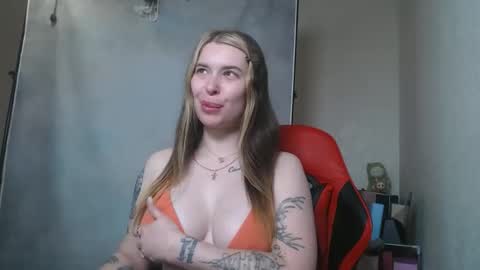 Snapshot of maryh0tlove chatting on 9, 6, 2026 maryh0tlove online show from 9, 6, 2026