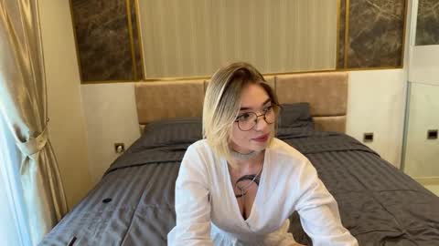 maryharriss online show from 18, 12, 2025