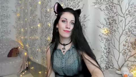 Mary Lou online show from 6, 12, 2024