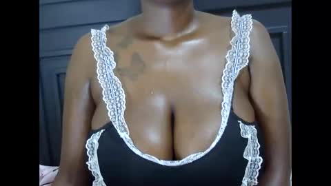 Snapshot of marylov23 chatting on 15, 11, 2025 marylov23 online show from 15, 11, 2025