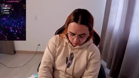 Dulce Maria online show from 25, 11, 2025