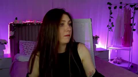 Mary Miller online show from 6, 3, 2026