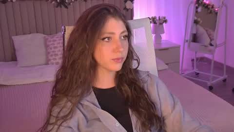 Snapshot of marymillerr chatting on 22, 5, 2026 Mary Miller online show from 22, 5, 2026