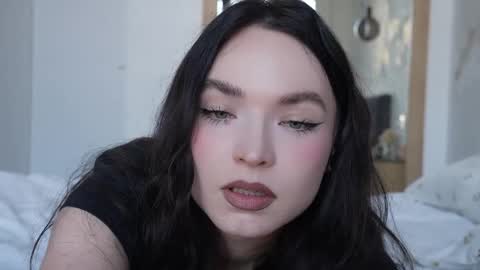 Marina online show from 11, 4, 2026