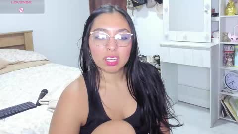 Snapshot of marywhitee__ chatting on 12, 2, 2026 Mary online show from 12, 2, 2026