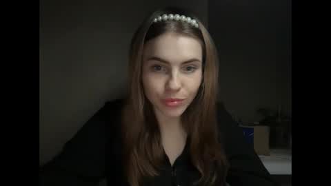 MaryYourr online show from 3, 12, 2025