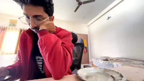 Mask Boy online show from 18, 1, 2025