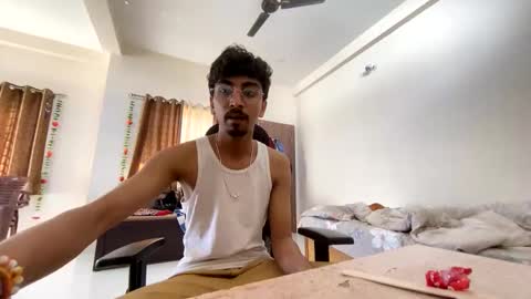 Mask Boy online show from 16, 2, 2025