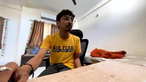 Mask Boy online show from 6, 3, 2025