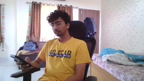 Mask Boy online show from 4, 10, 2025