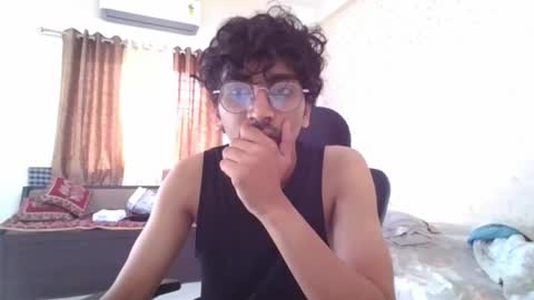 Mask Boy online show from 9, 10, 2025