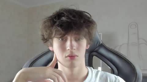 Snapshot of mason_jr chatting on 12, 10, 2025 mason_jr online show from 12, 10, 2025