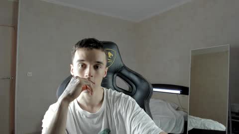 Snapshot of mason_warhol chatting on 1, 3, 2025 Mason online show from 1, 3, 2025