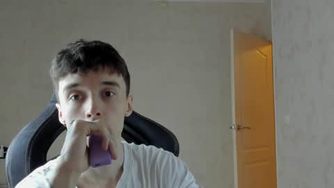 Snapshot of mason_warhol chatting on 17, 6, 2026 Mason online show from 17, 6, 2026