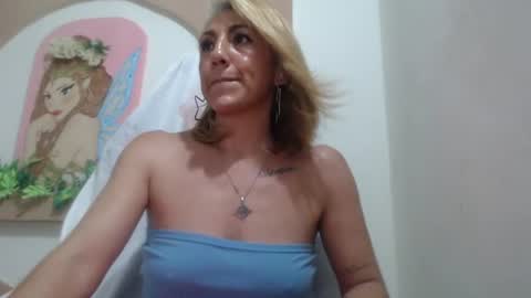 Snapshot of massielferretis chatting on 2, 7, 2026 massiel ferreti online show from 2, 7, 2026