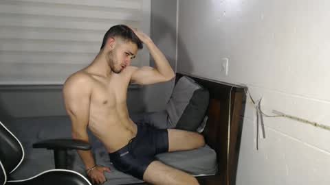 massimo online show from 4, 2, 2025