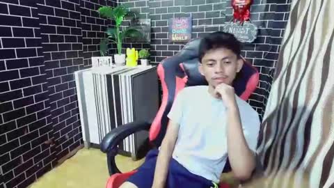 Snapshot of masteralex19 chatting on 1, 3, 2026 Alex online show from 1, 3, 2026