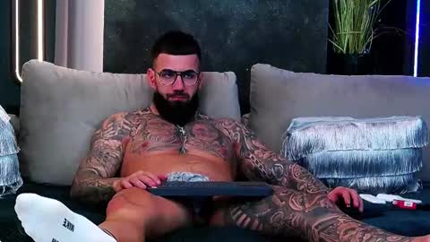 masterkingofmuscle online show from 7, 3, 2025