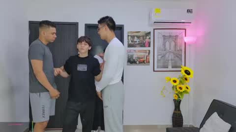 Team Cris Darwin- Fernando- Stiven- David online show from 22, 5, 2026