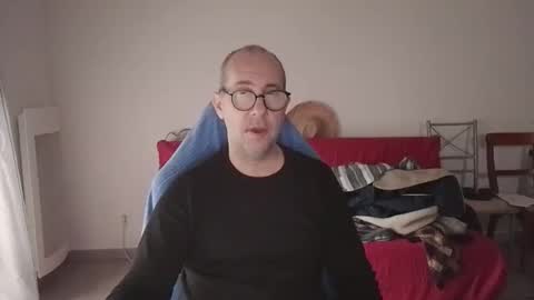 mat11efou online show from 2, 12, 2025