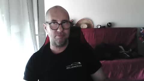 mat11efou online show from 20, 5, 2026