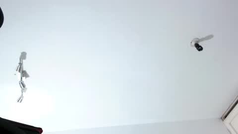 STRURIBE ON INSTAGRAM online show from 3, 3, 2025