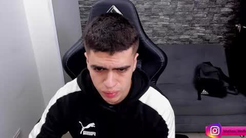 Snapshot of mathew_wolf4 chatting on 16, 11, 2025 Mathew Independent model online show from 16, 11, 2025